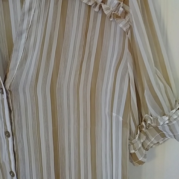 Top - Picture 3 of 3